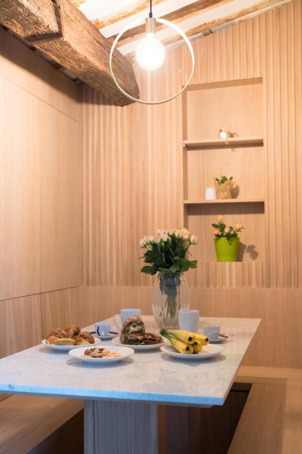 Casa Francesca Apartment เวโรนา ภายนอก รูปภาพ