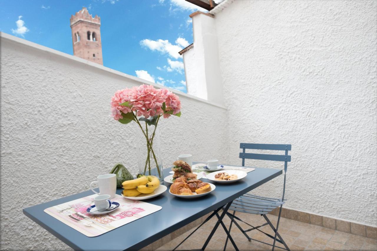 Casa Francesca Apartment เวโรนา ภายนอก รูปภาพ
